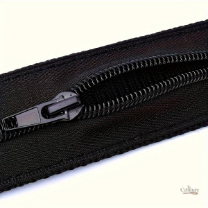 Ceinture stylée pour transporter billets