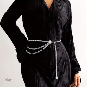 Accessoire mode en chaîne pour combinaison féminine