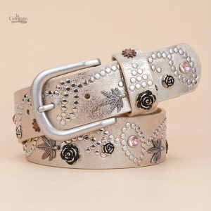 Accessoire mode : ceinture cloutée femme