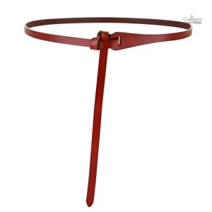 Ceinture fine en cuir pour une allure chic