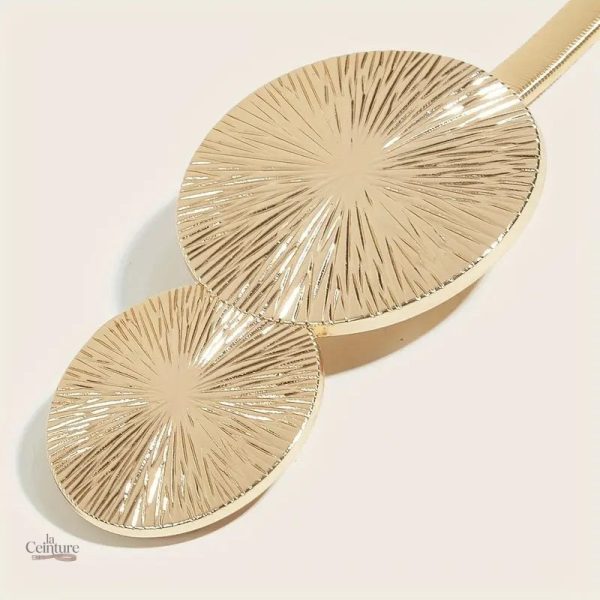 Accessoire mode essentiel : ceinture fine pour femme