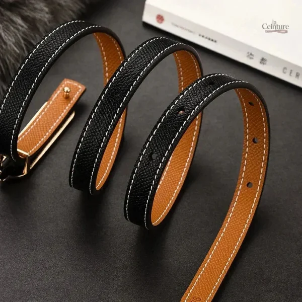 Ceinture fine en cuir pour un style féminin chic