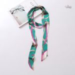 Détail de la ceinture foulard Vantaa en coloris tendance