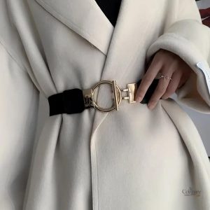 Ceinture femme avec boucle dorée élégante