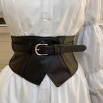 Ceinture femme large élégante au style guêpière