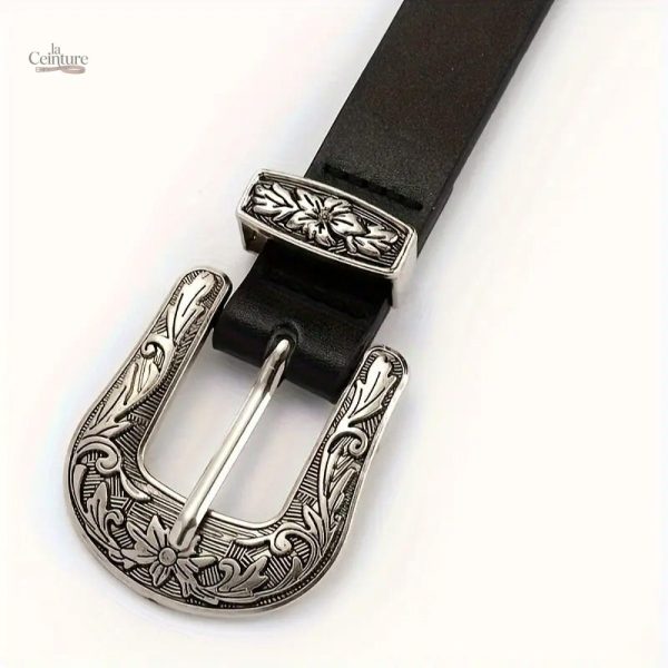 Ceinture en cuir pour un look Western féminin